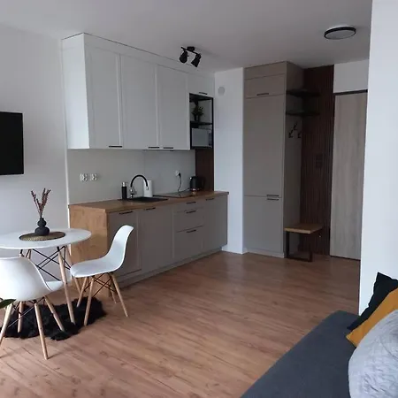 Blisko Morza I Stadionu Polsat Arena *