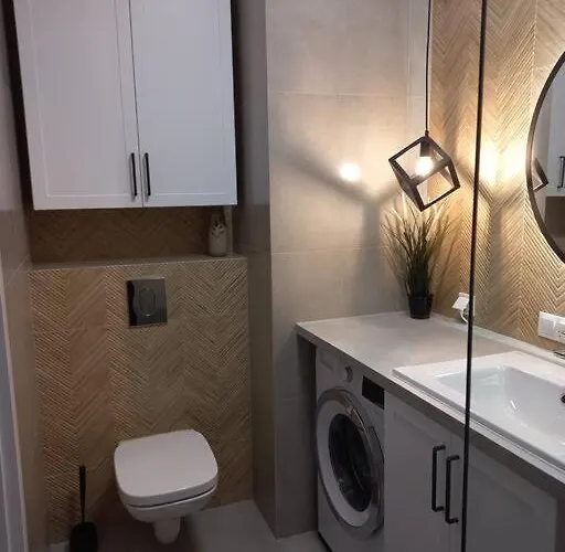 Blisko Morza I Stadionu Polsat Arena *